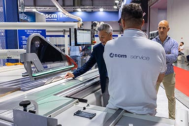 Demonstrating the blade off safety system on the SCM stand at Xylexpo 2026.